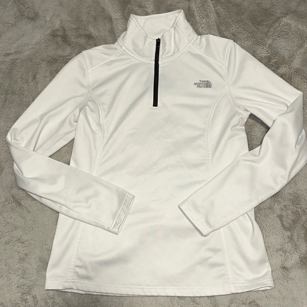 Women’s NorthFace half zip